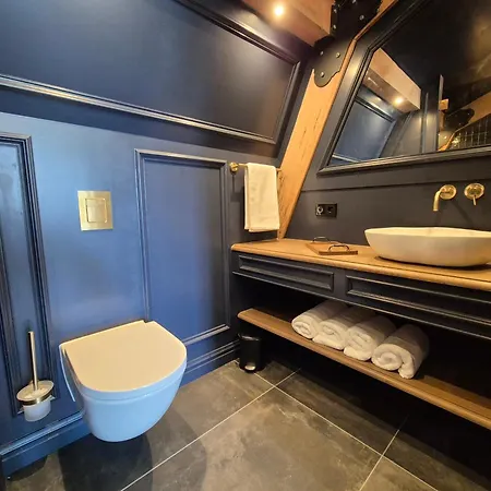 Zomerzicht فندق مبيت وإفطار