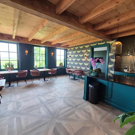 Zomerzicht Bed & Breakfast 3*